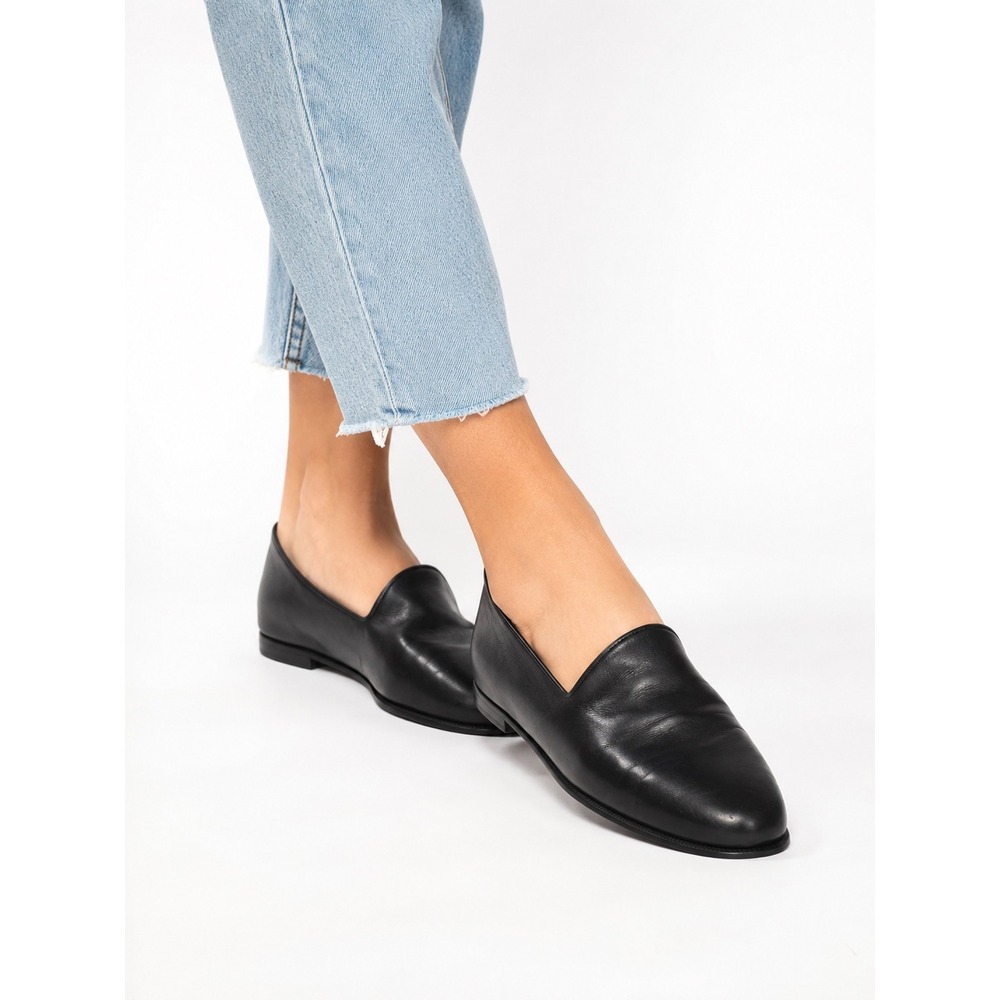 Nine West Vintage Y2K Black Leather Slip On Classic Loafers Women's Size 9.5